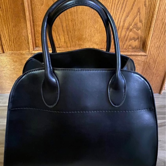 SOERA Henna - Picture 3 of 3